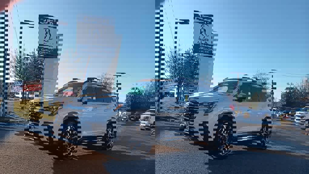 Used 2023 Subaru Ascent Limited image 1