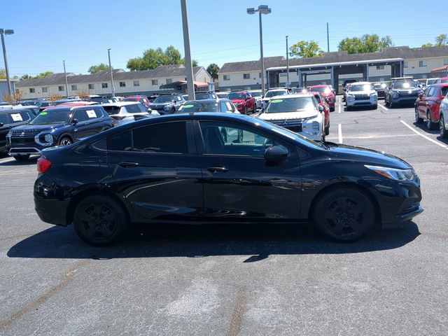 Used 2018 Chevrolet Cruze LS FWD image 5