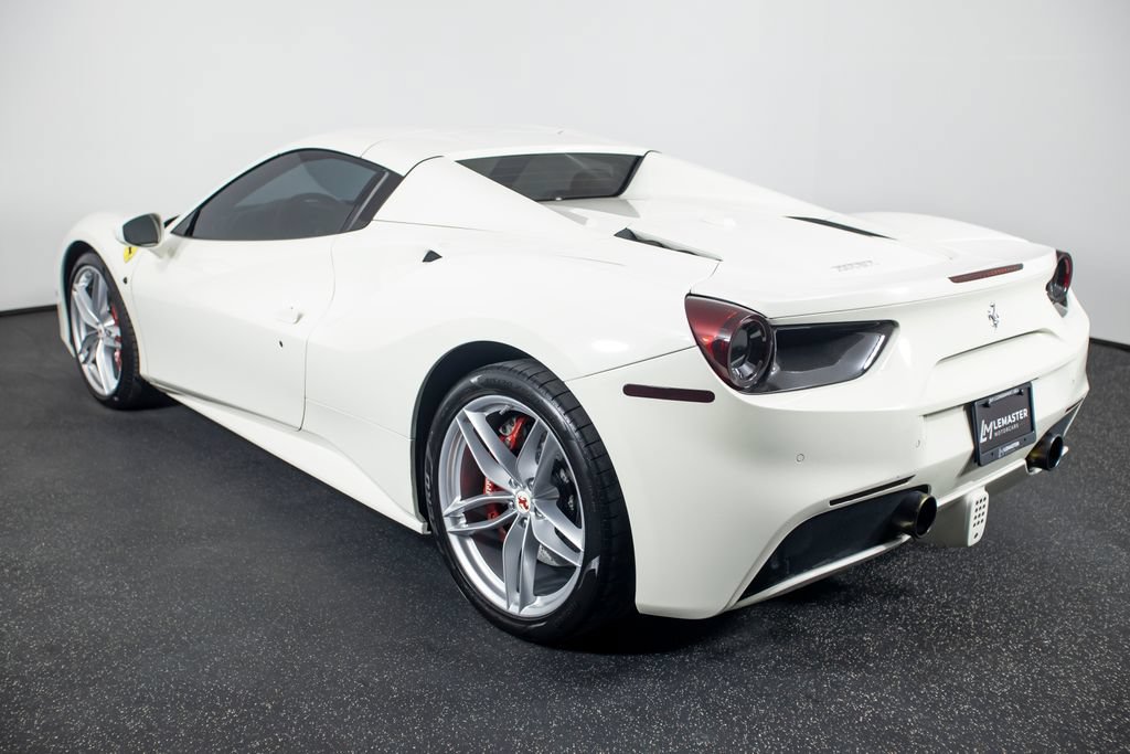 Used 2017 Ferrari 488 Spider RWD image 17