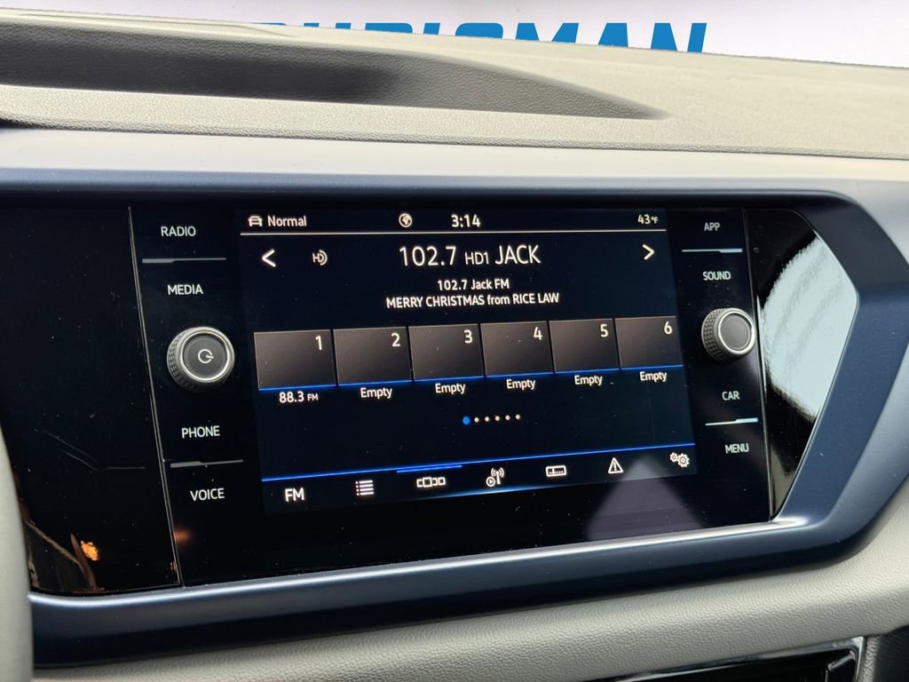 Used 2022 Volkswagen Taos SE image 14