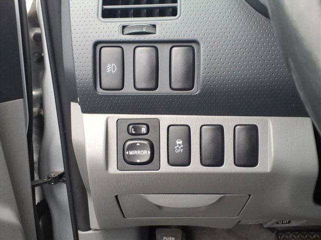 Used 2011 Toyota Tacoma PreRunner image 21