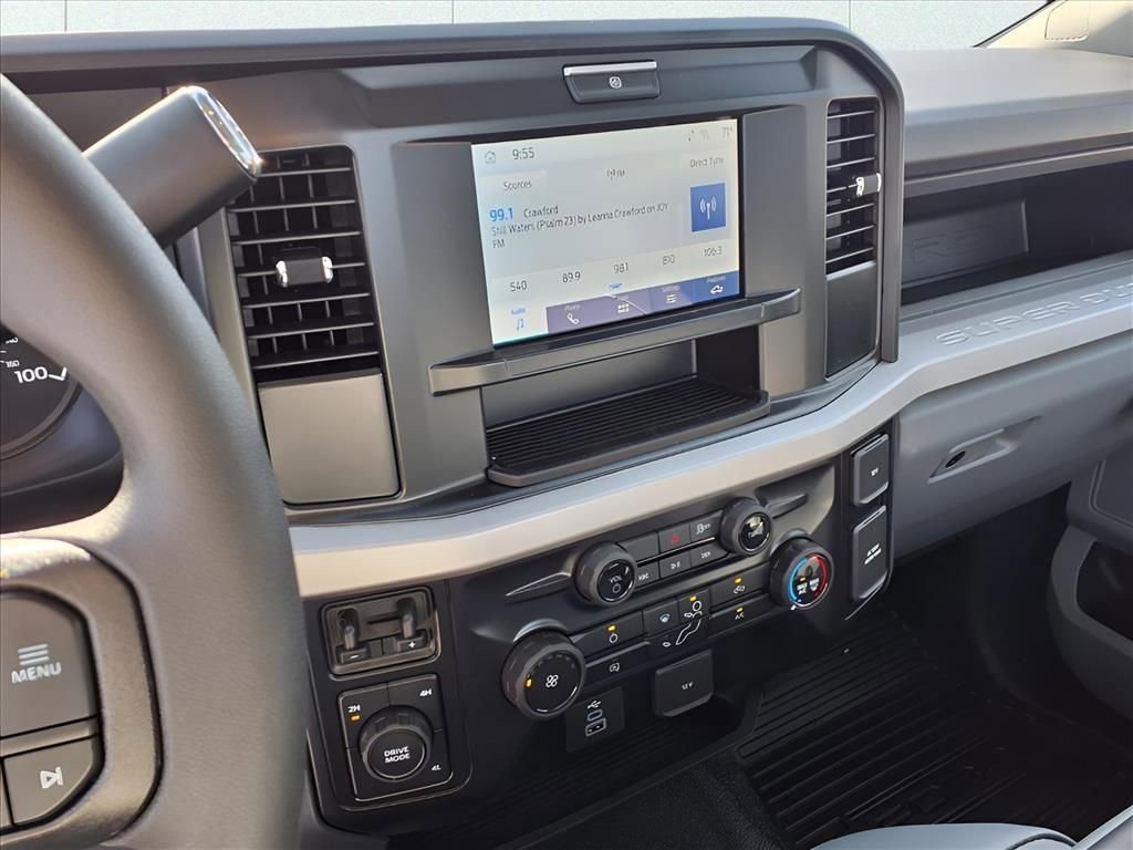New 2026 Ford F550 4x4 Regular Cab Super Duty image 5