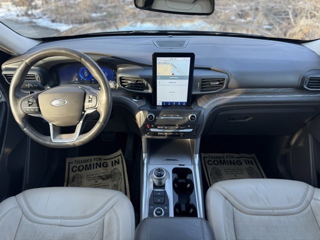 Used 2020 Ford Explorer Platinum w/ Premium Technology Package image 24
