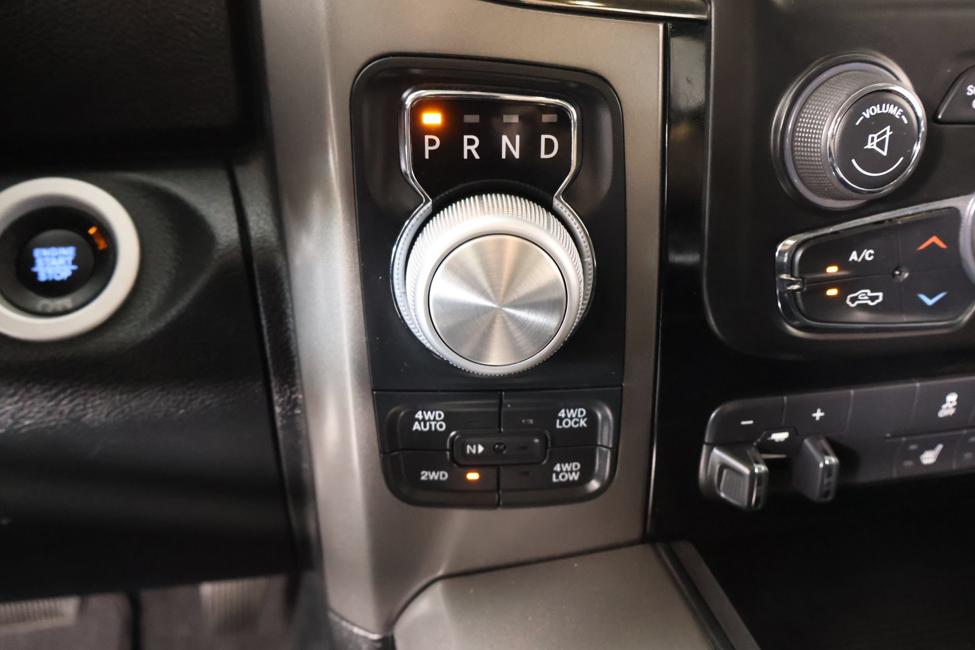 Used 2018 RAM 1500 Sport w/ Convenience Group AWD/4WD image 8