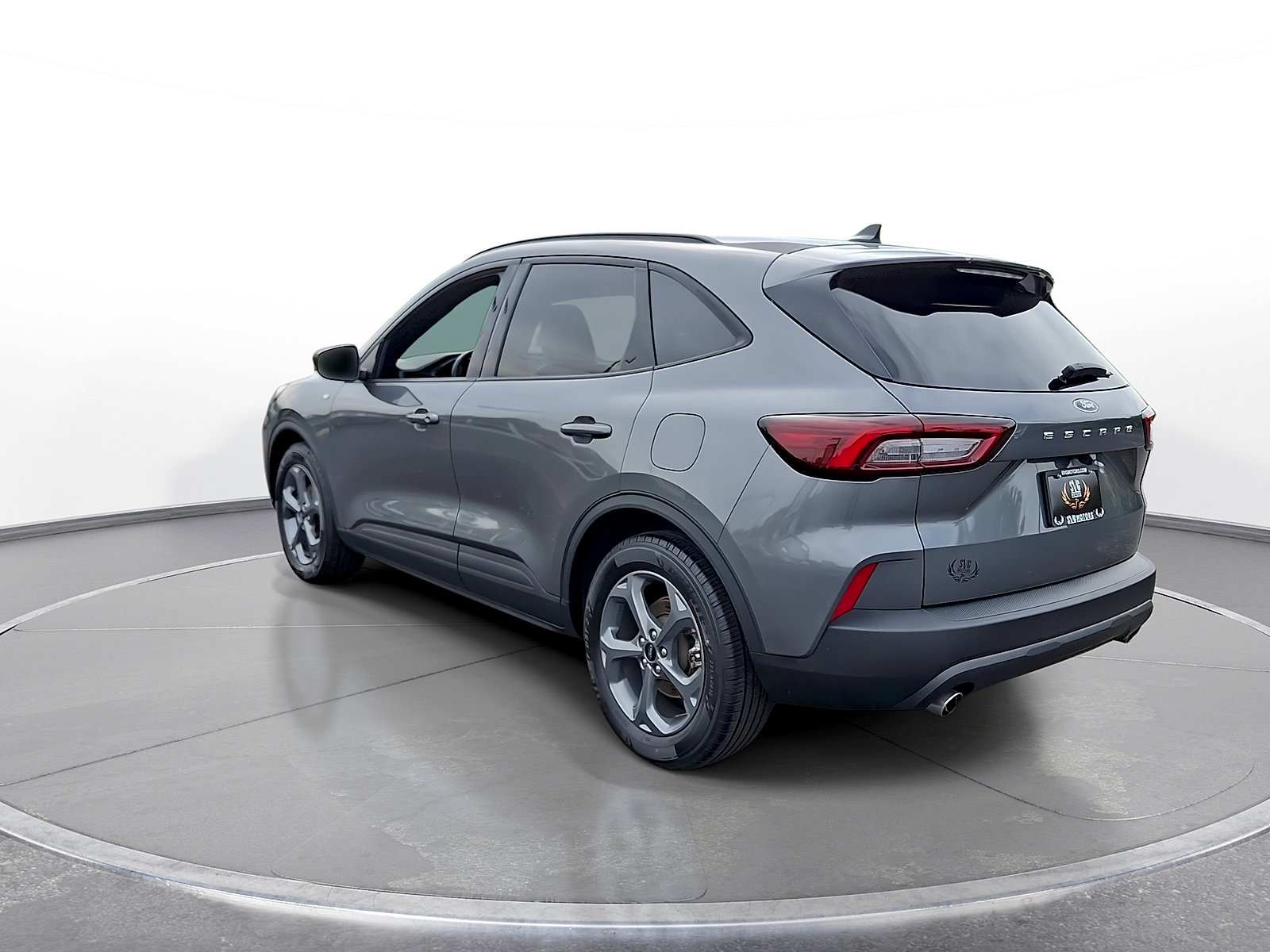 Used 2025 Ford Escape ST-Line FWD image 6