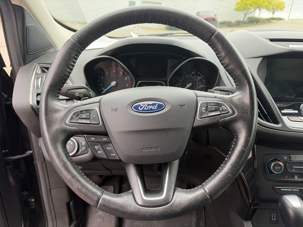 Used 2017 Ford Escape Titanium AWD/4WD image 11