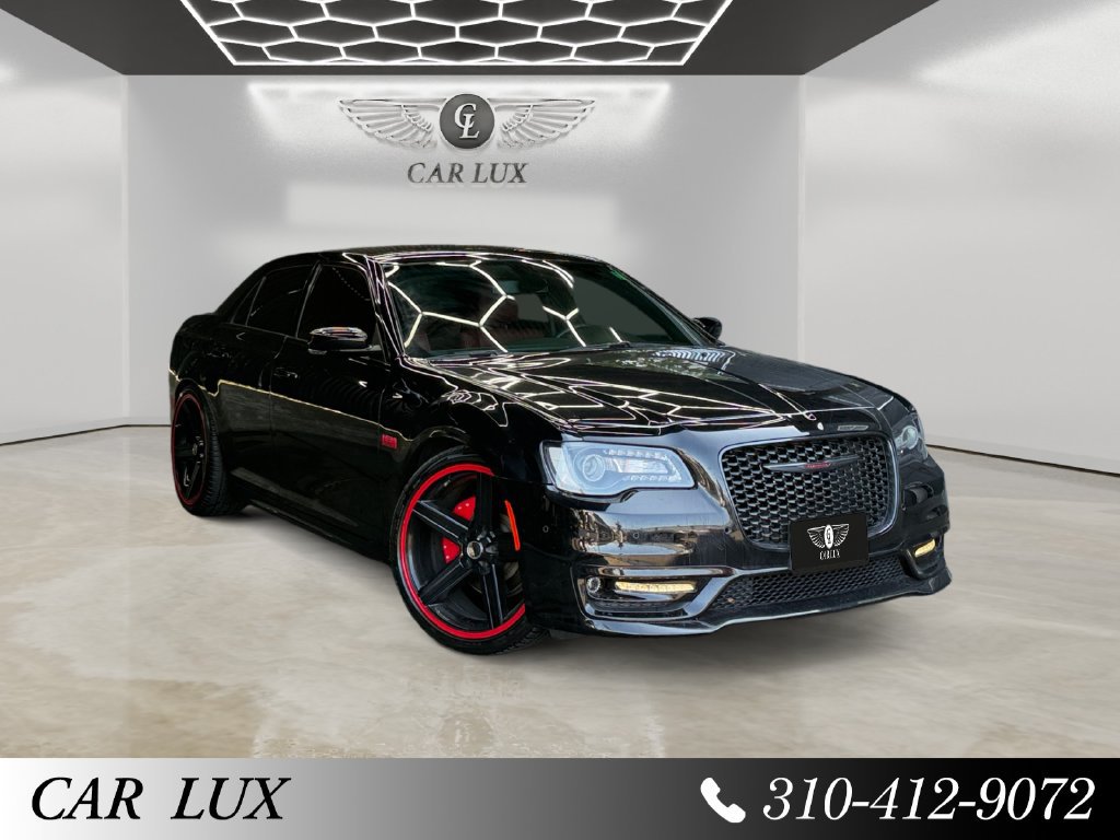 Used 2021 Chrysler 300 S w/ S Model Appearance Package RWD image 7