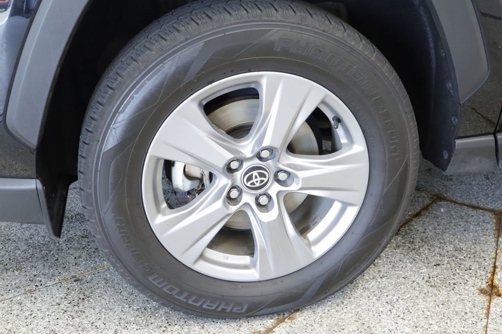 Used 2023 Toyota RAV4 XLE w/ Convenience Package AWD/4WD image 14