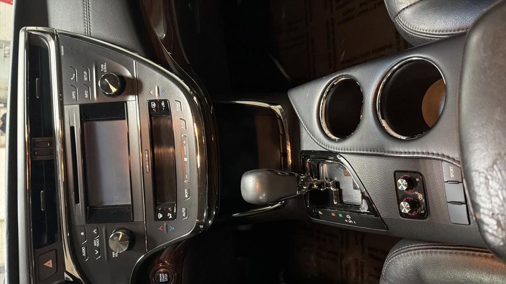 Used 2013 Toyota Avalon XLE Touring image 27