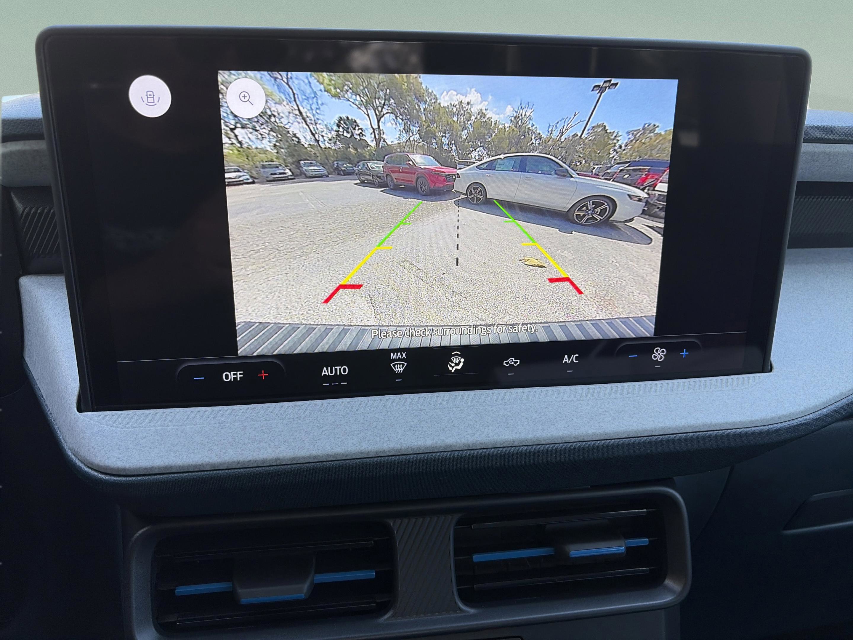 New 2026 Ford Maverick XLT image 27