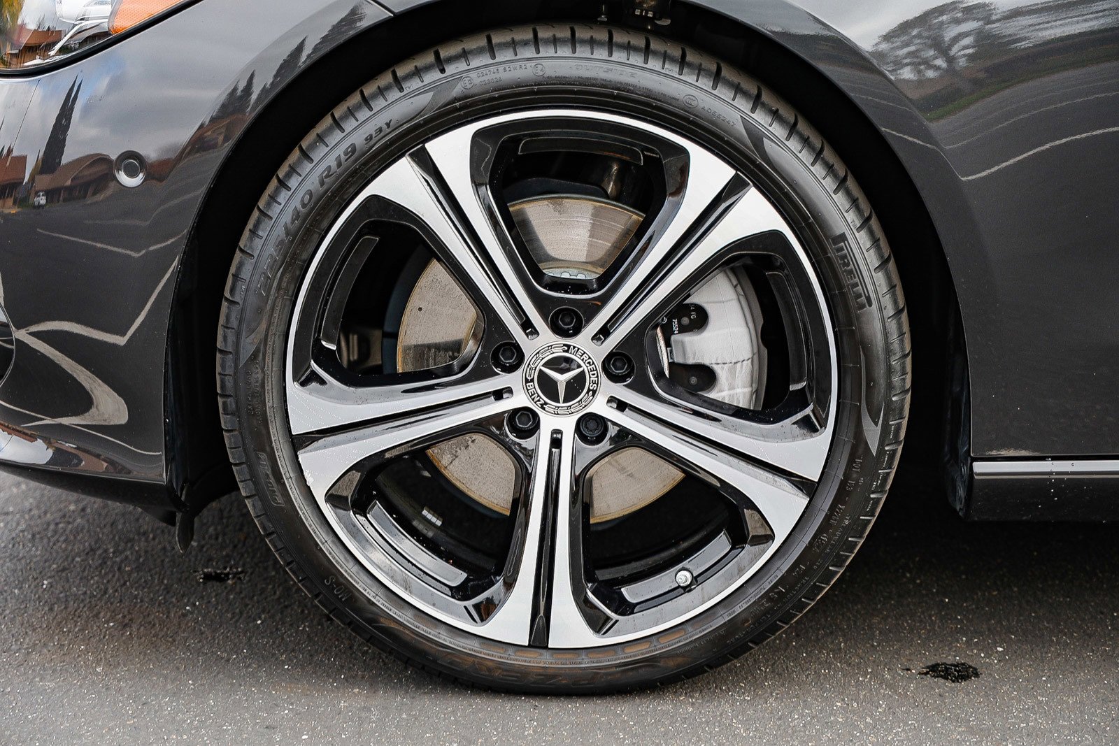 Certified 2025 Mercedes-Benz C 300 Sedan image 9