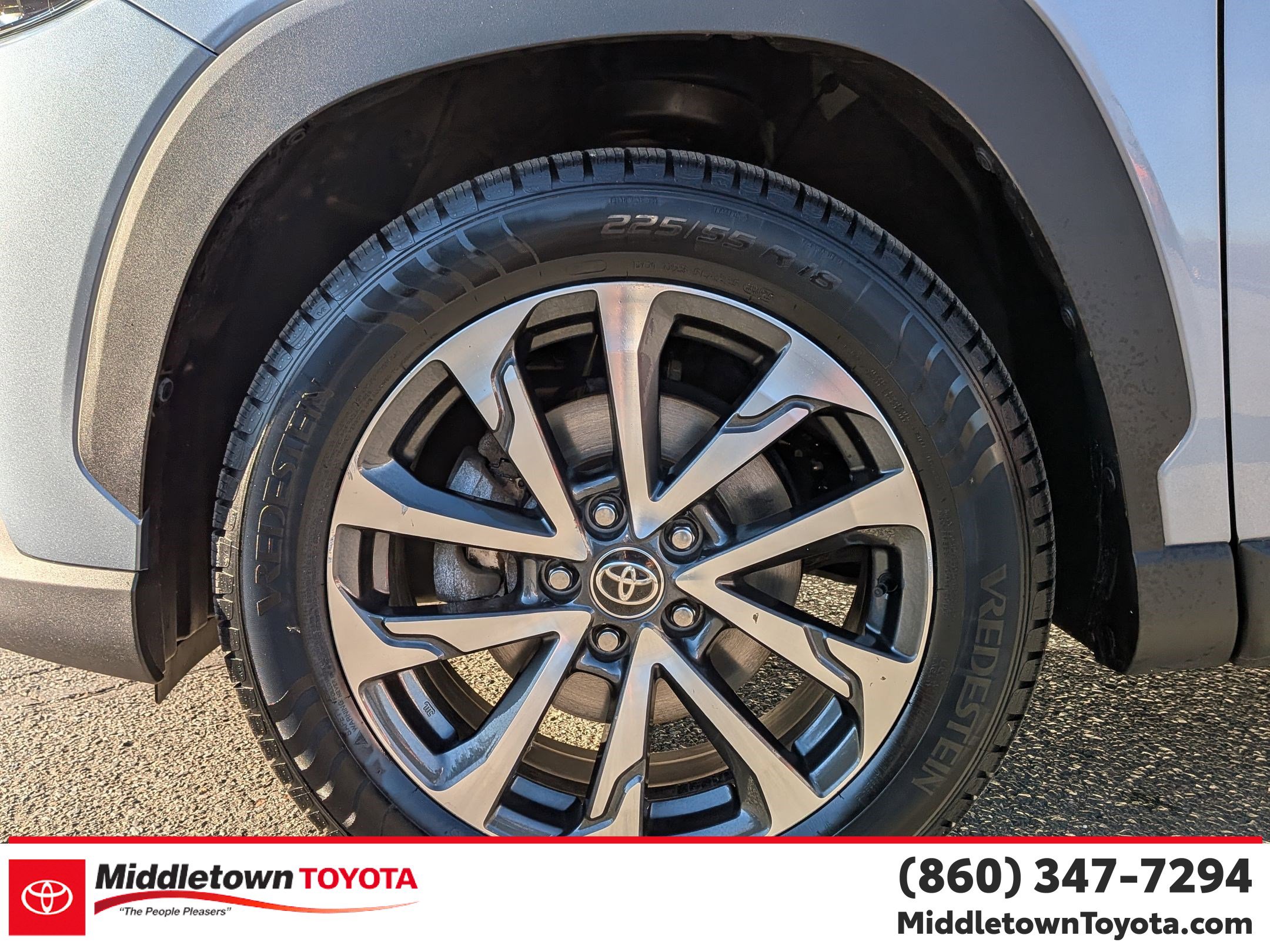 Used 2023 Chevrolet Colorado LT image 9