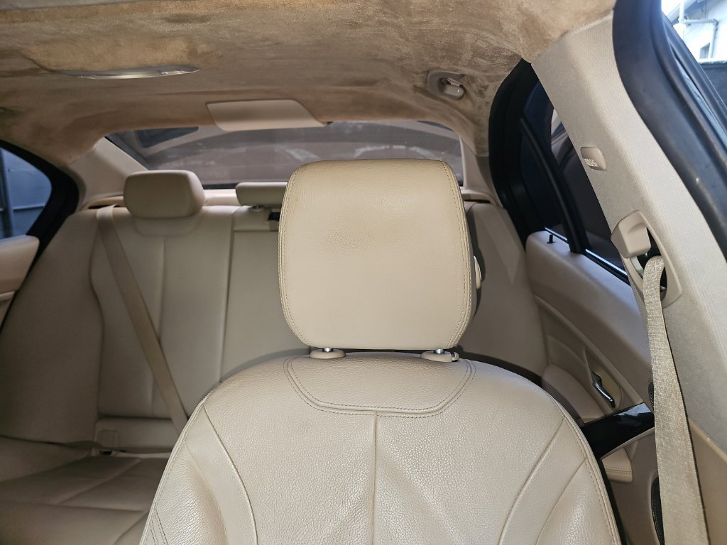 Used 2014 BMW 328i Sedan RWD image 12