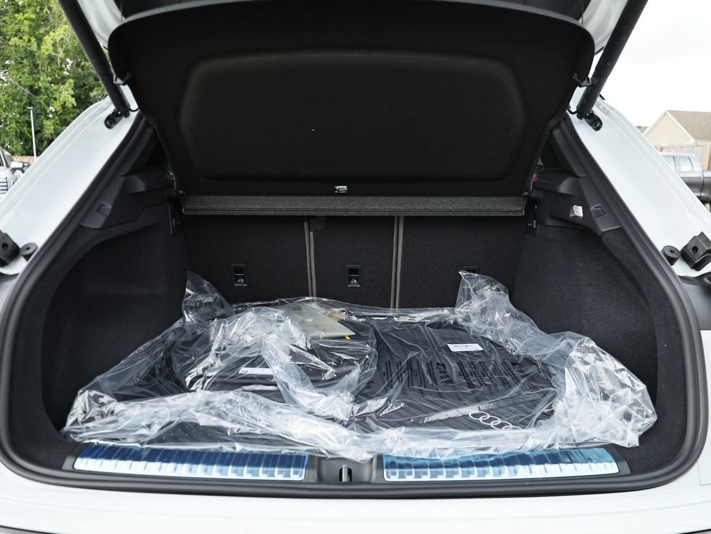 New 2026 Audi Q3 quattro 2.0T AWD/4WD image 30