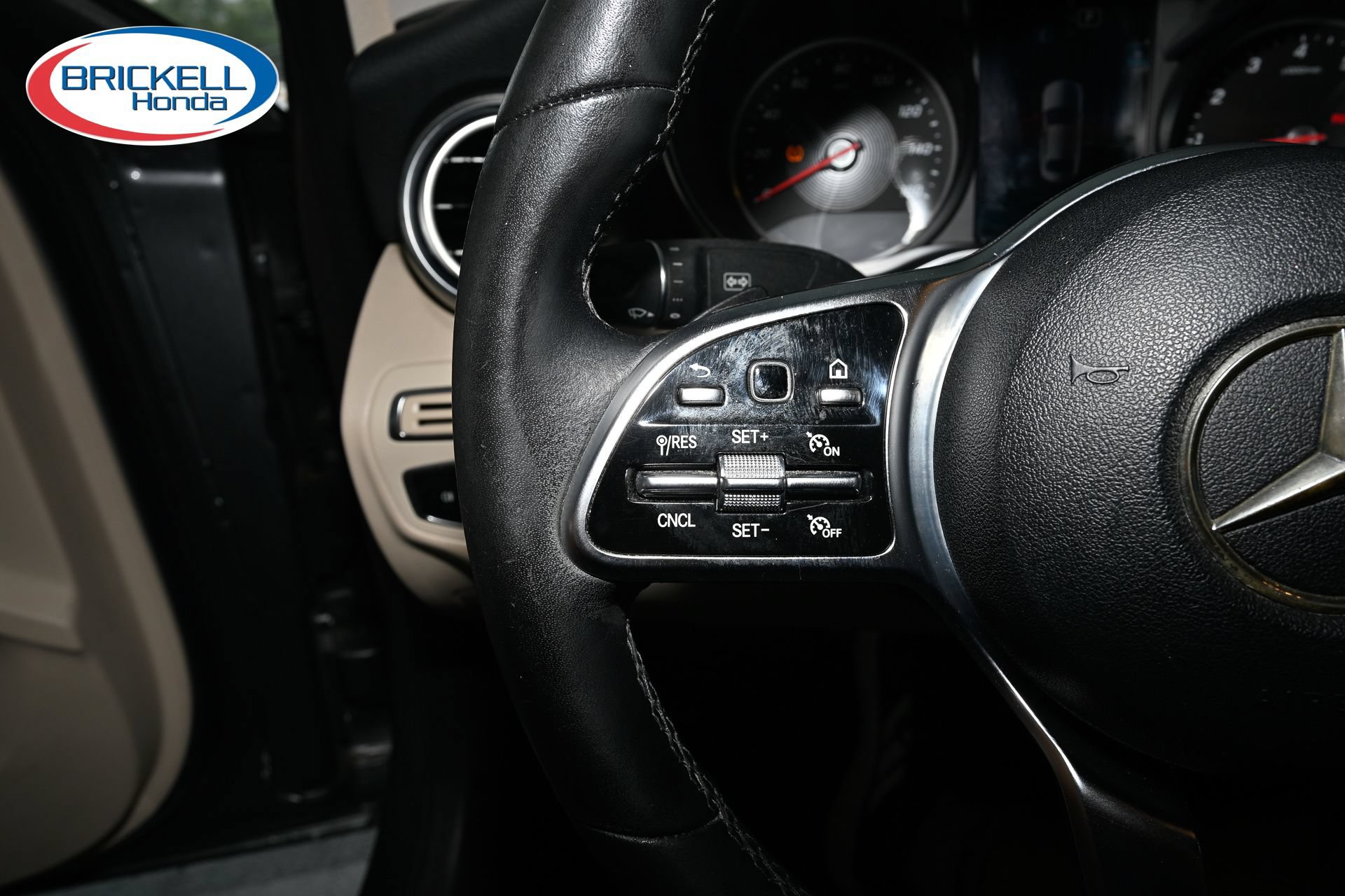 Used 2019 Mercedes-Benz C 300 Sedan image 31