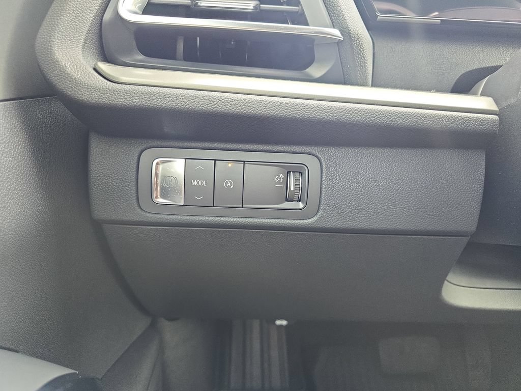 New 2026 Chevrolet Traverse LT FWD image 27