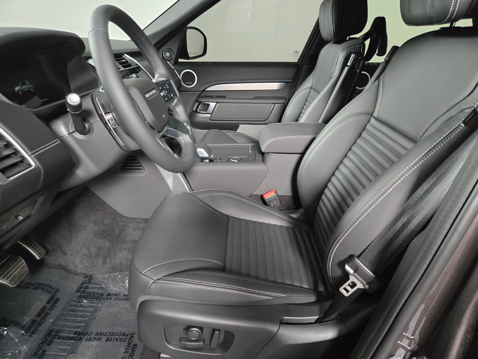 New 2026 Land Rover Discovery Dynamic SE AWD/4WD image 11