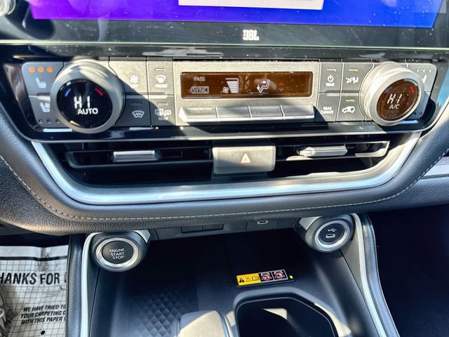 Used 2024 Toyota Grand Highlander Limited image 27