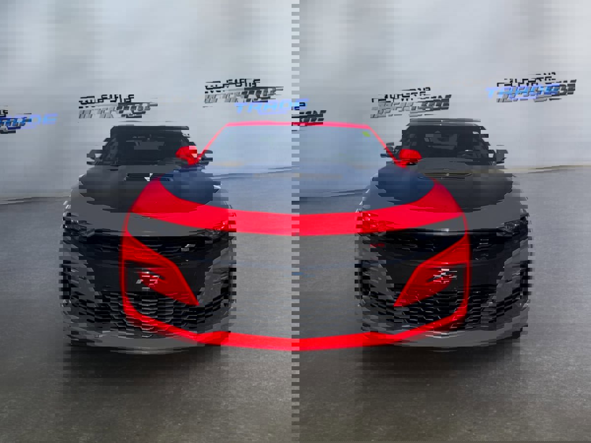 Used 2019 Chevrolet Camaro SS image 2