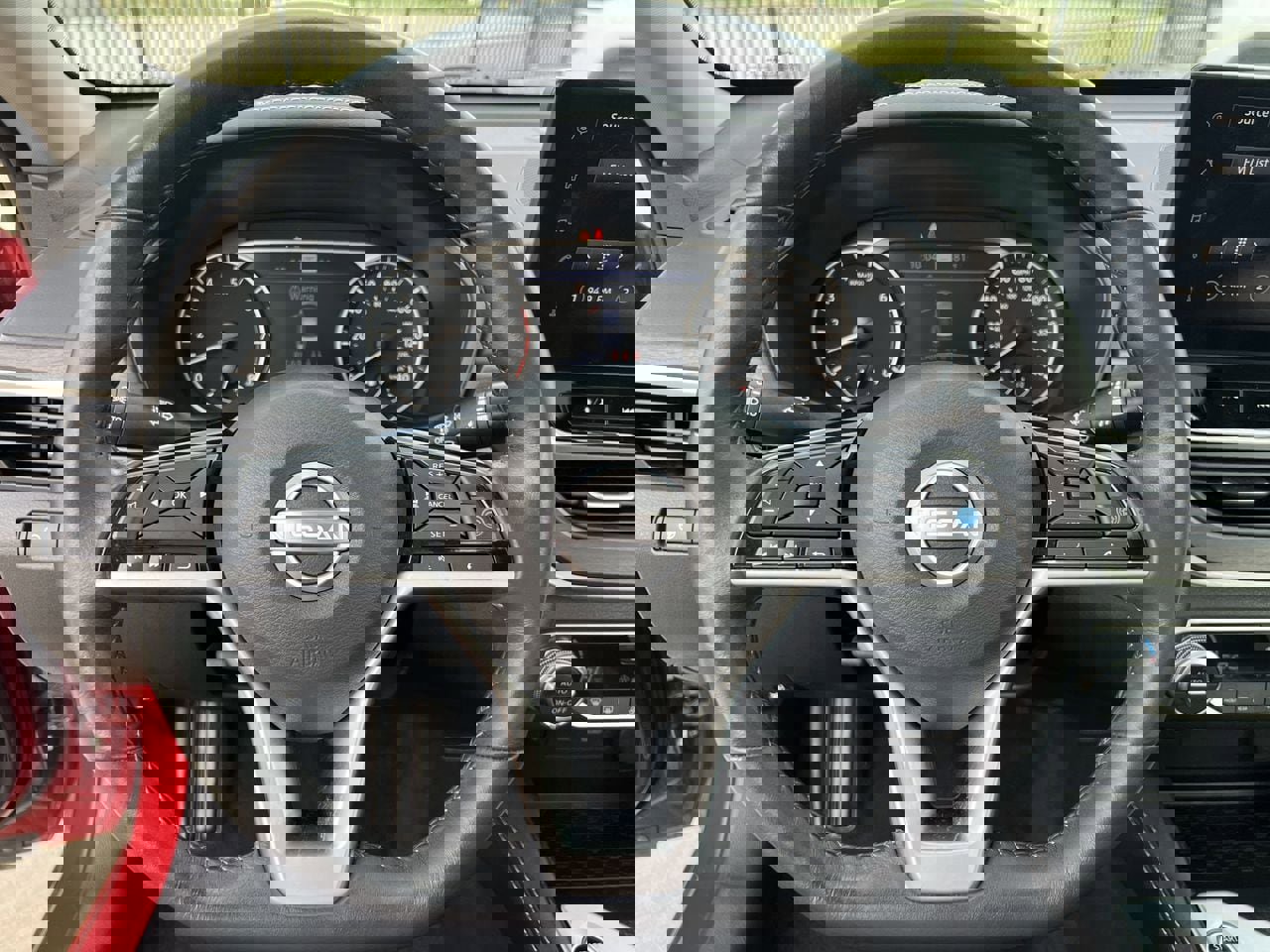 Certified 2025 Nissan Altima 2.5 SV w/ SV Premium Package image 8