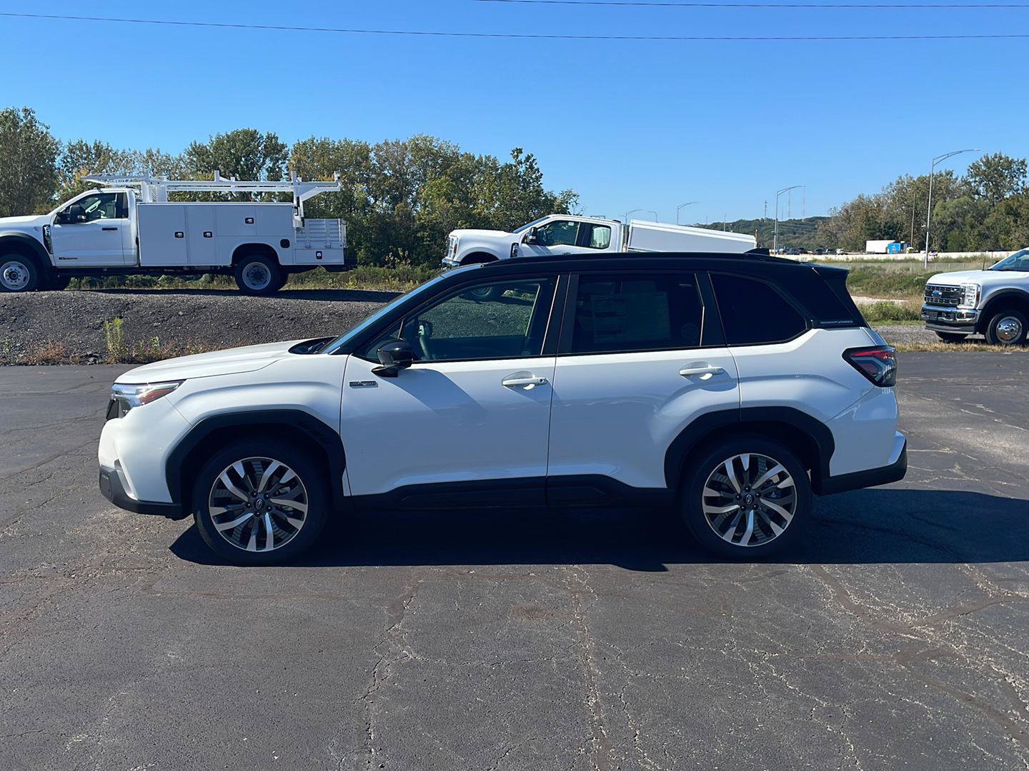 New 2026 Subaru Forester Touring AWD/4WD image 2