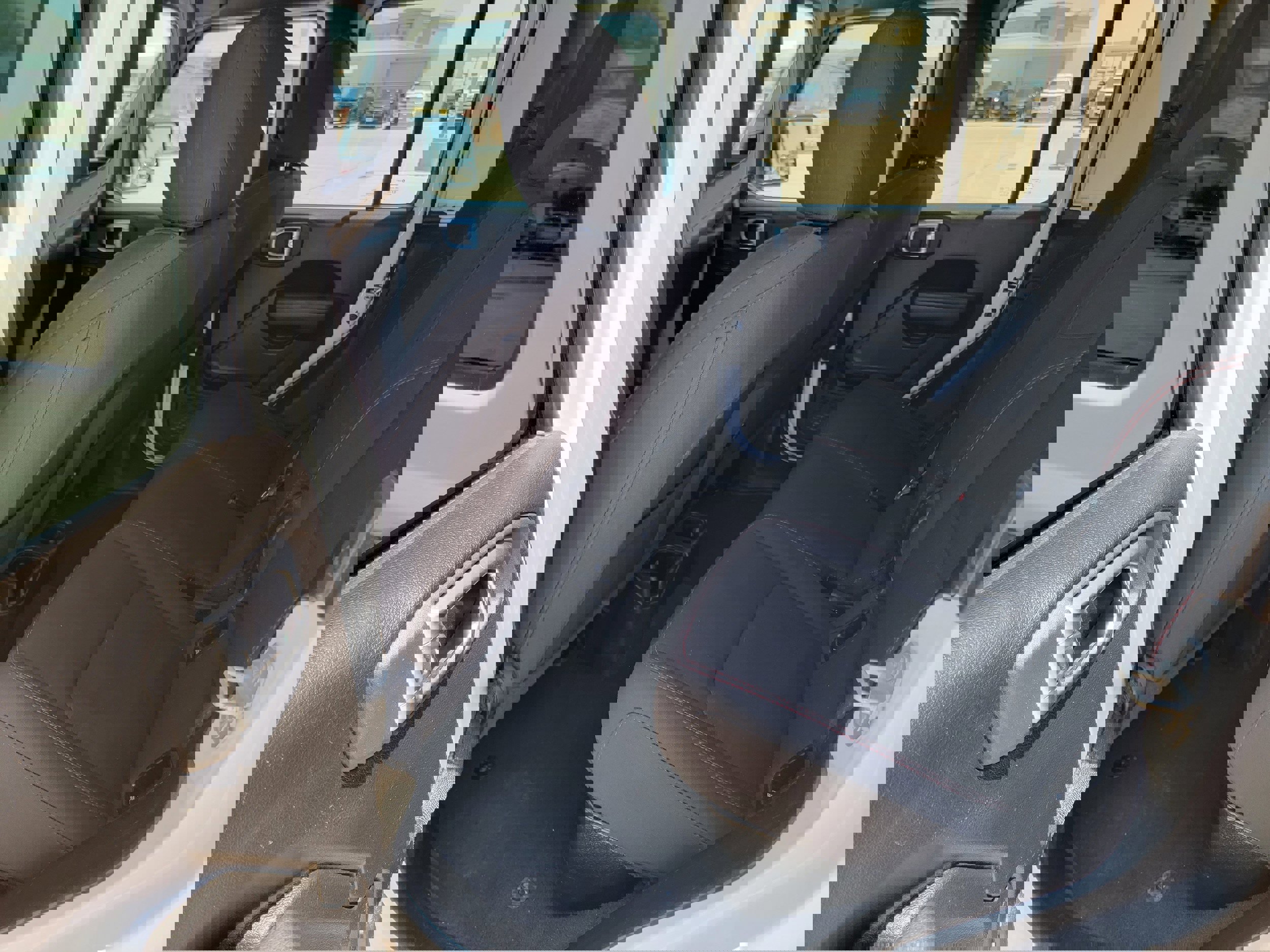 Used 2023 Jeep Gladiator Rubicon w/ LED Lighting Group image 11