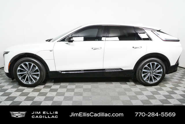 Used 2024 Cadillac Lyriq Sport AWD/4WD image 30