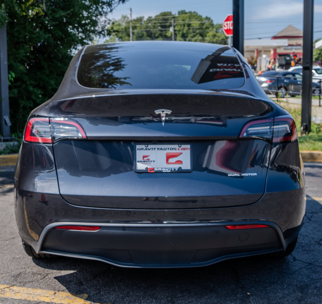 Used 2024 Tesla Model Y Long Range AWD/4WD image 23