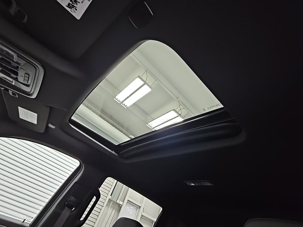 New 2026 GMC Sierra 1500 AT4 w/ AT4 Premium Package image 29