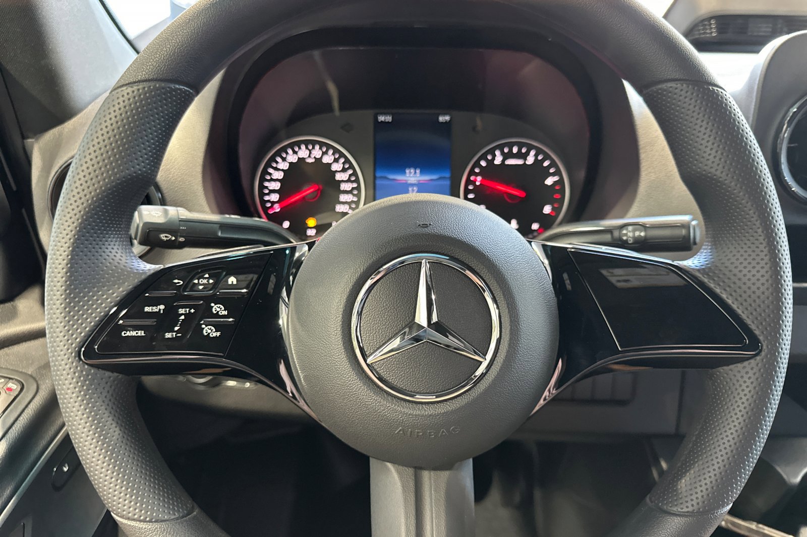 New 2025 Mercedes-Benz Sprinter 2500 image 23