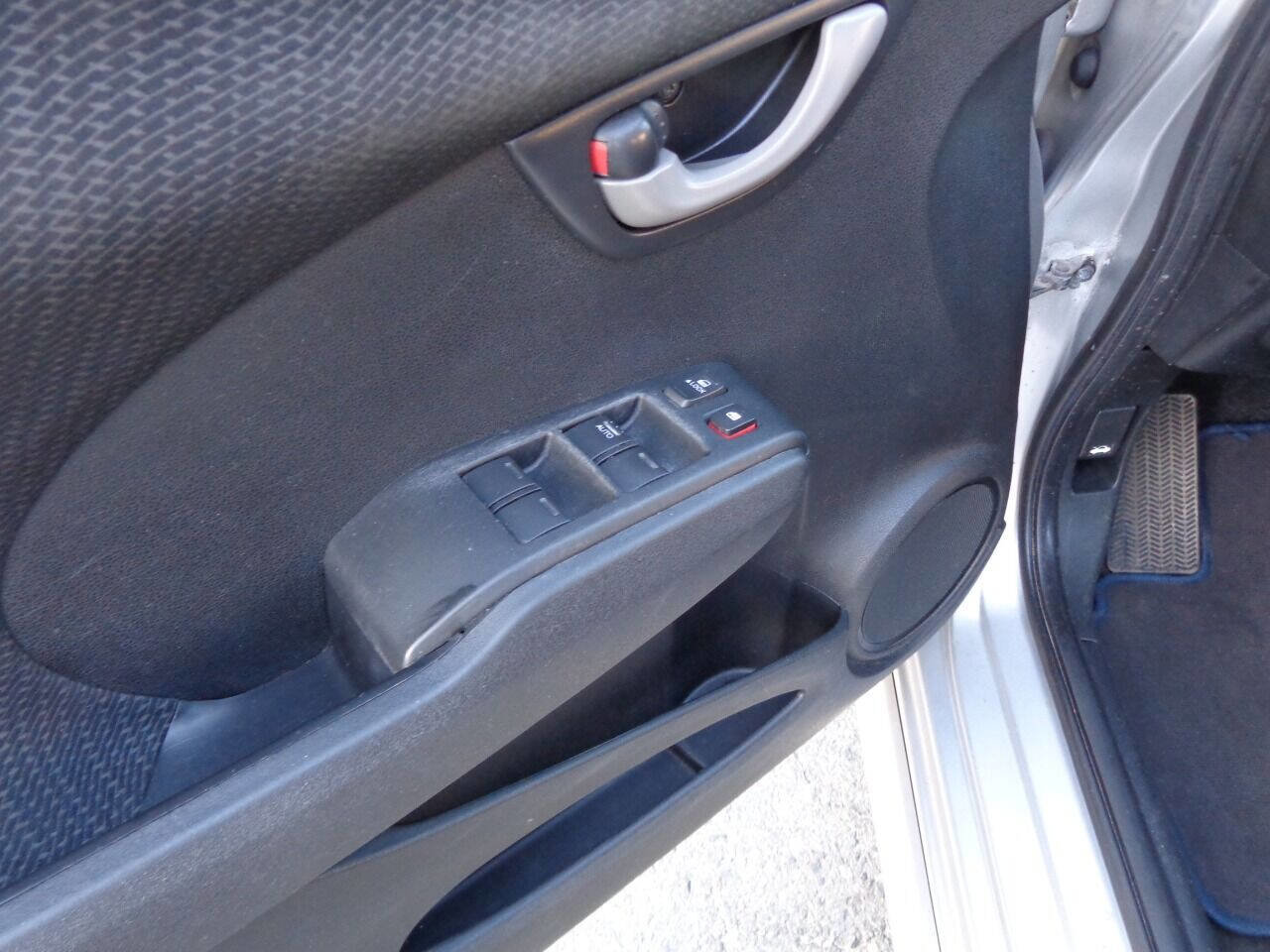 Used 2012 Honda Fit Sport image 21