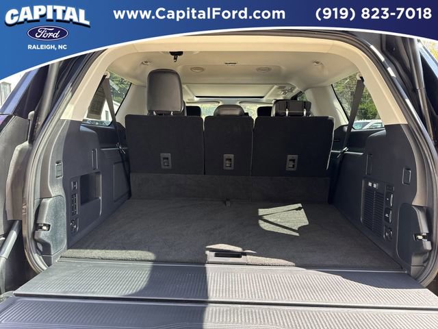 Certified 2025 Ford Expedition Max Platinum w/ Driver's Package AWD/4WD image 17