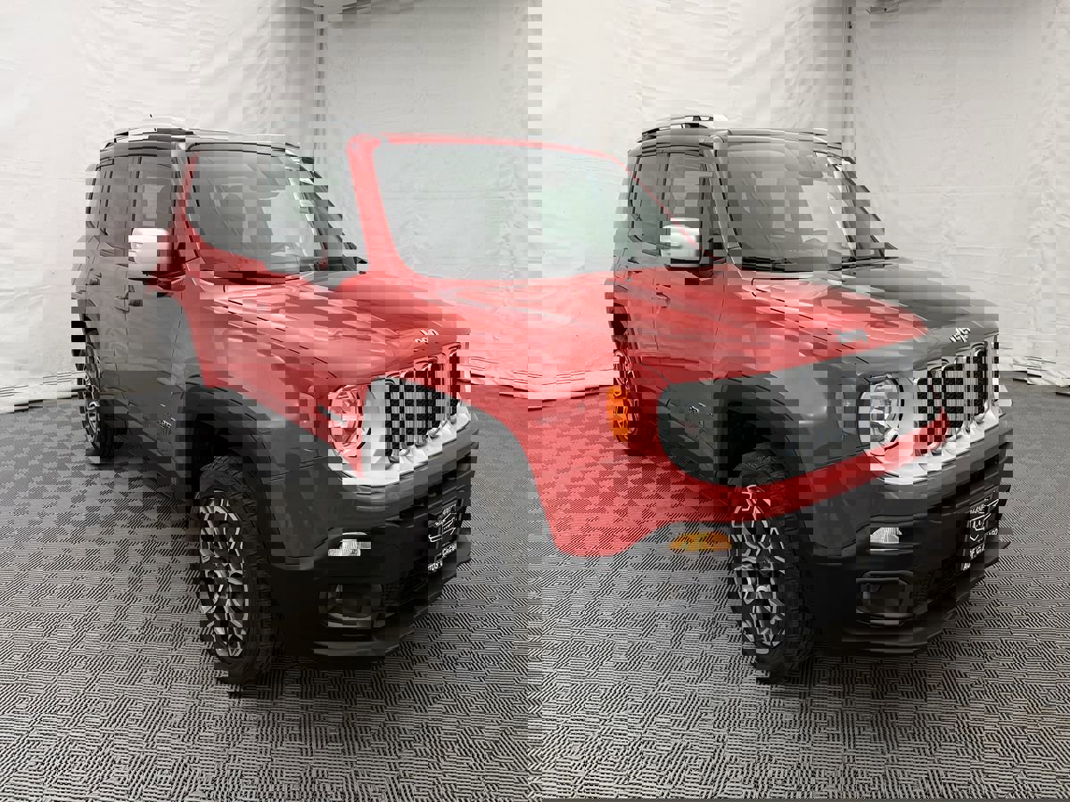 Used 2017 Jeep Renegade Limited image 4