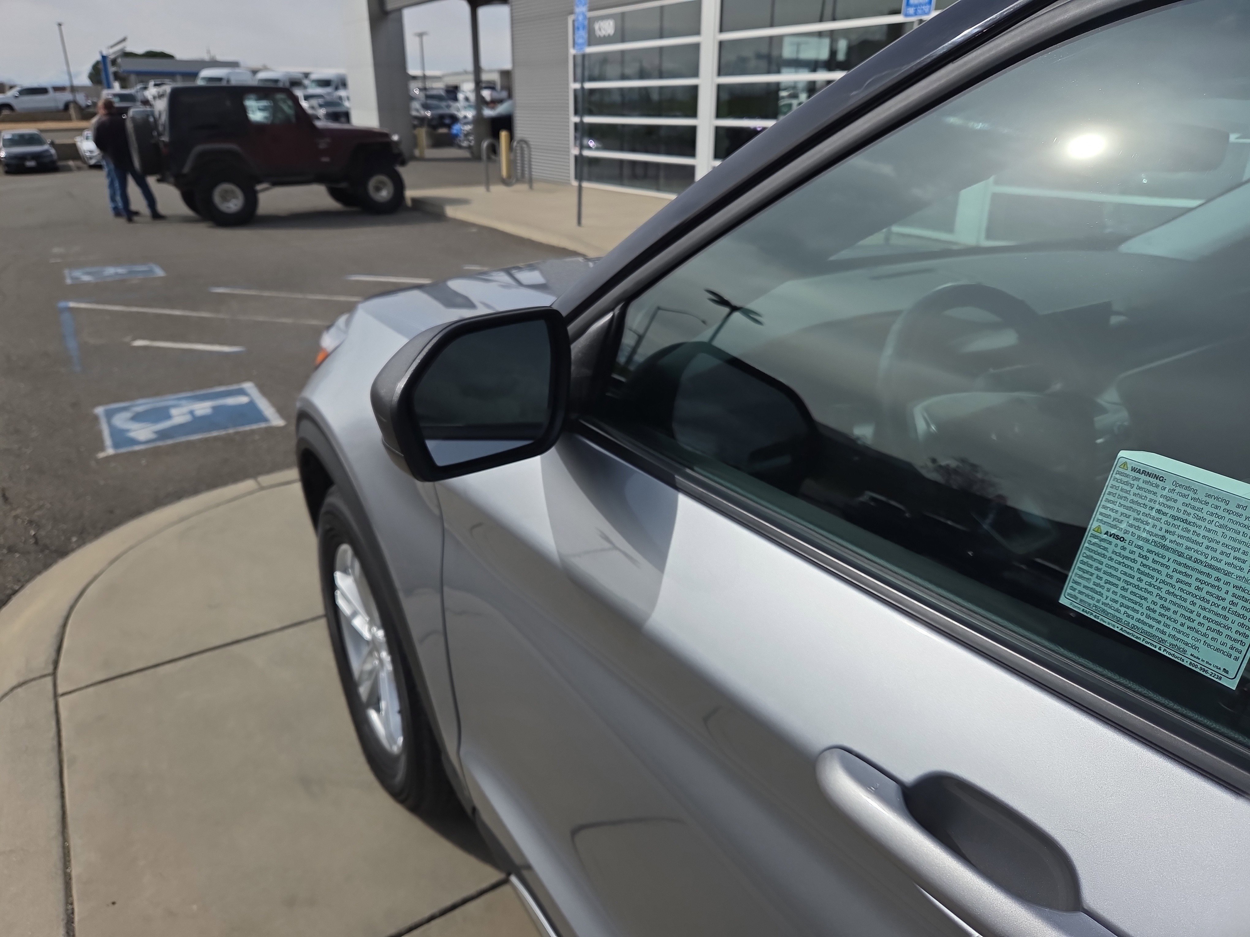 Used 2022 Ford Explorer XLT image 10