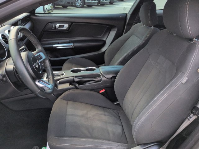 Used 2019 Ford Mustang Coupe RWD image 13