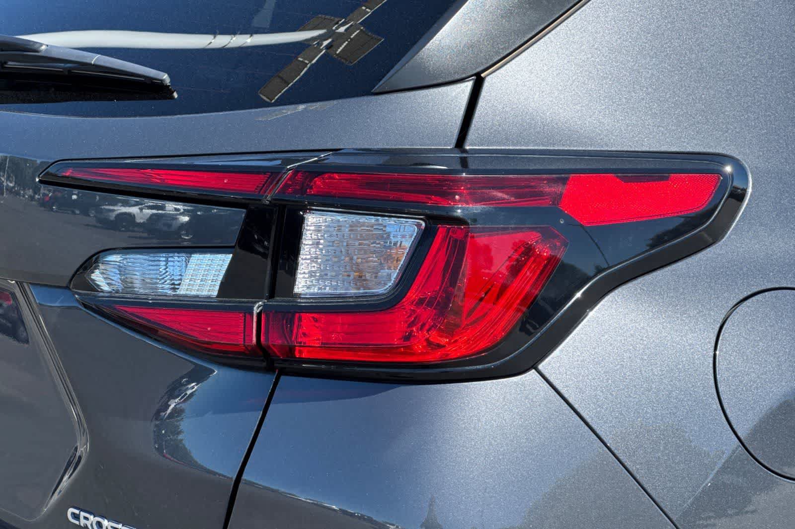 Certified 2025 Subaru Crosstrek 2.5i Premium AWD/4WD image 30