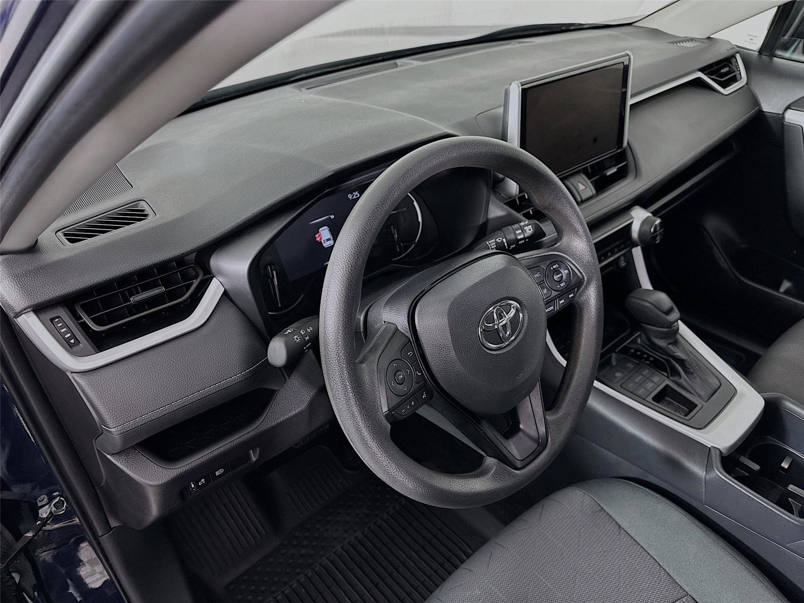 Certified 2025 Toyota RAV4 XLE AWD/4WD image 22