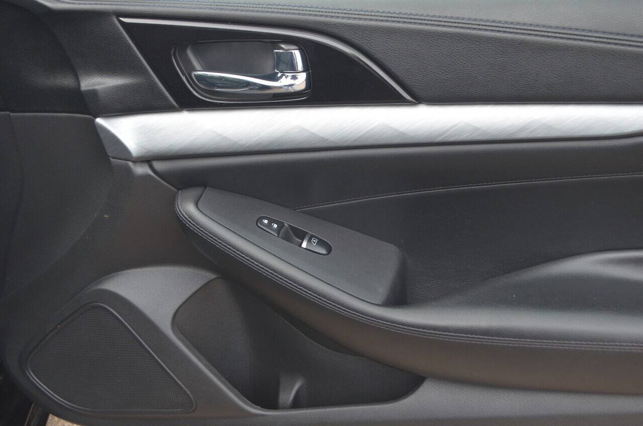 Used 2016 Nissan Maxima 3.5 S image 17