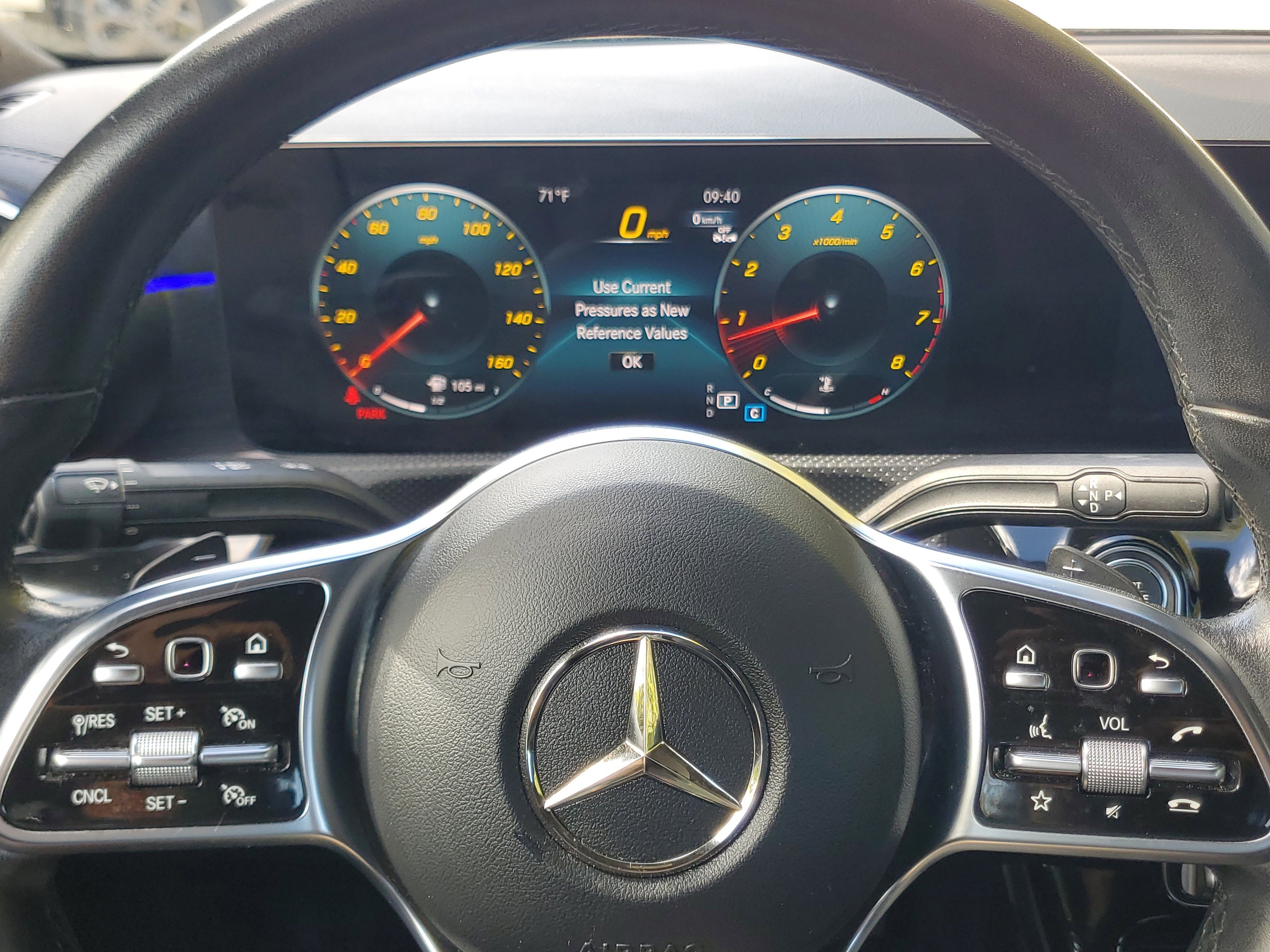 Used 2023 Mercedes-Benz CLA 250 w/ Premium Package image 18