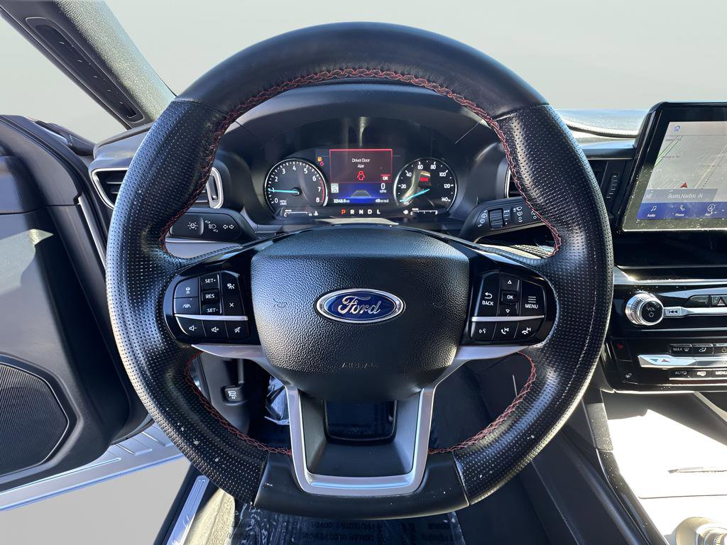 Used 2022 Ford Explorer ST-Line w/ Class IV Trailer Tow Package image 11