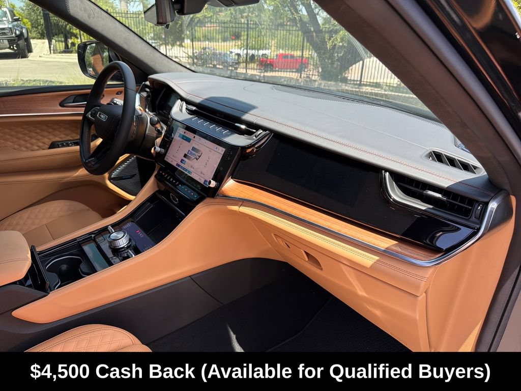 New 2026 Jeep Grand Cherokee L Summit w/ Advanced Protech Group IV AWD/4WD image 38