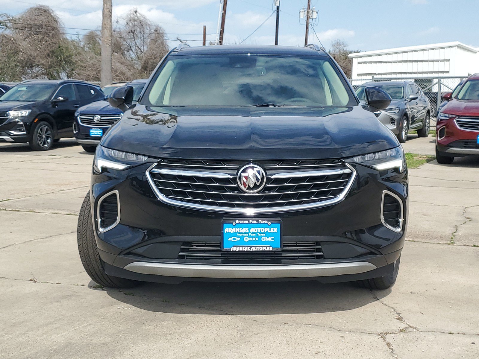 Used 2023 Buick Envision Essence image 2