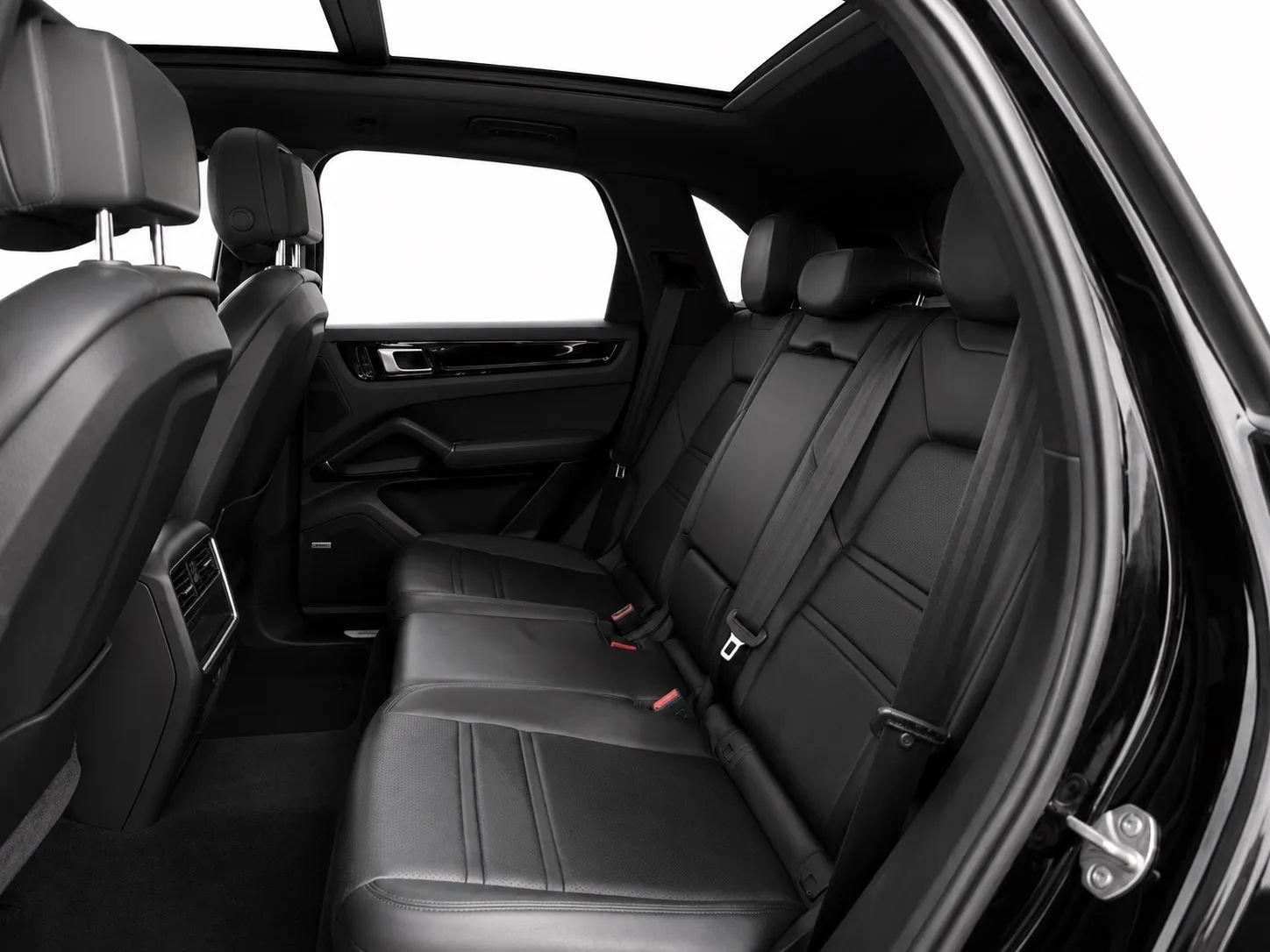 Used 2019 Porsche Cayenne AWD/4WD image 15