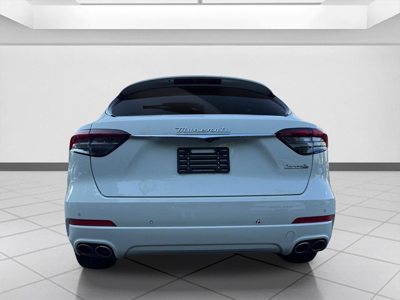 Used 2023 Maserati Levante GT AWD/4WD image 4
