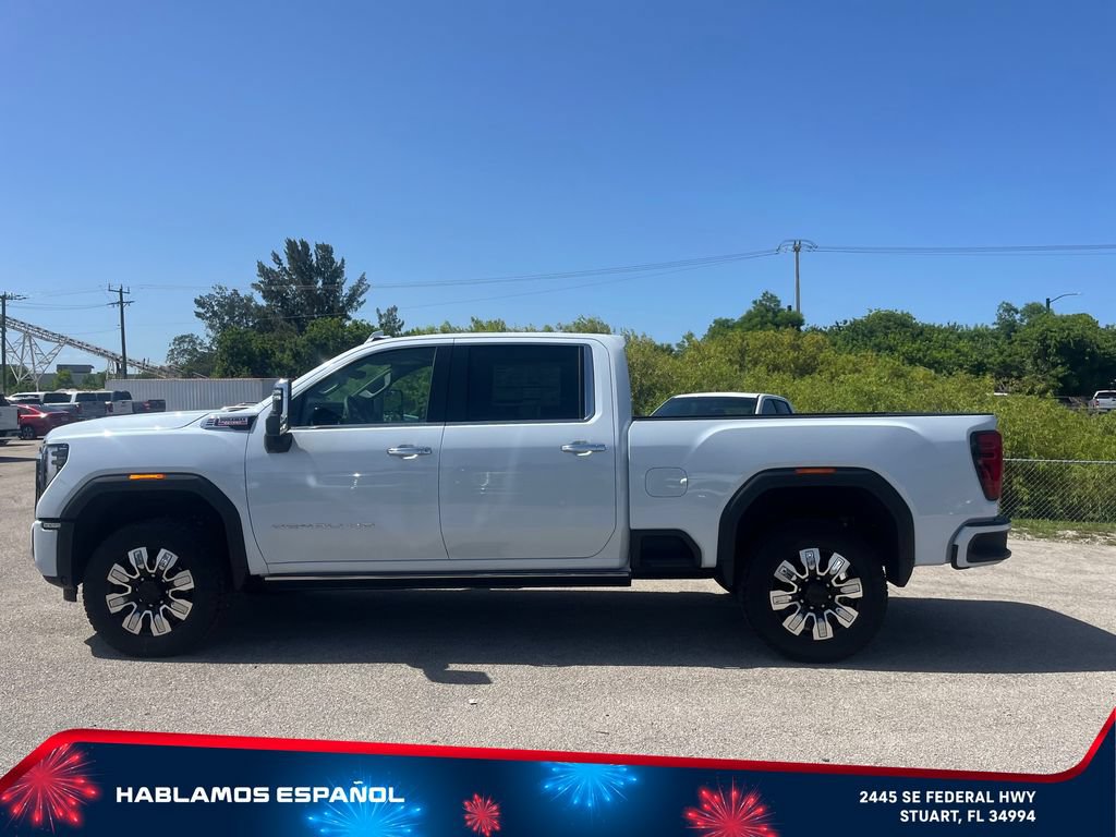 New 2026 GMC Sierra 2500 Denali w/ Denali Reserve Package AWD/4WD image 4