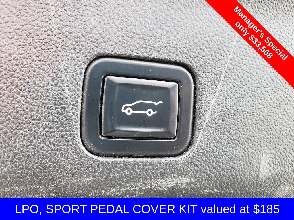 Used 2022 Chevrolet Tahoe LT w/ Luxury Package image 9