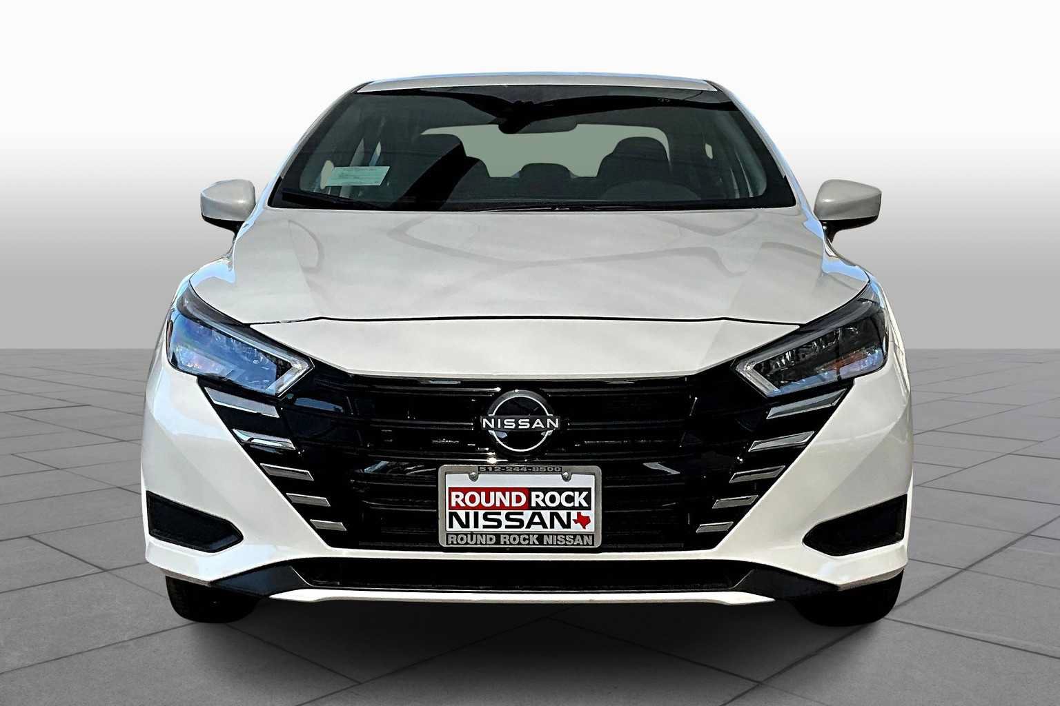 Used 2025 Nissan Versa SV w/ Trunk Package FWD image 3