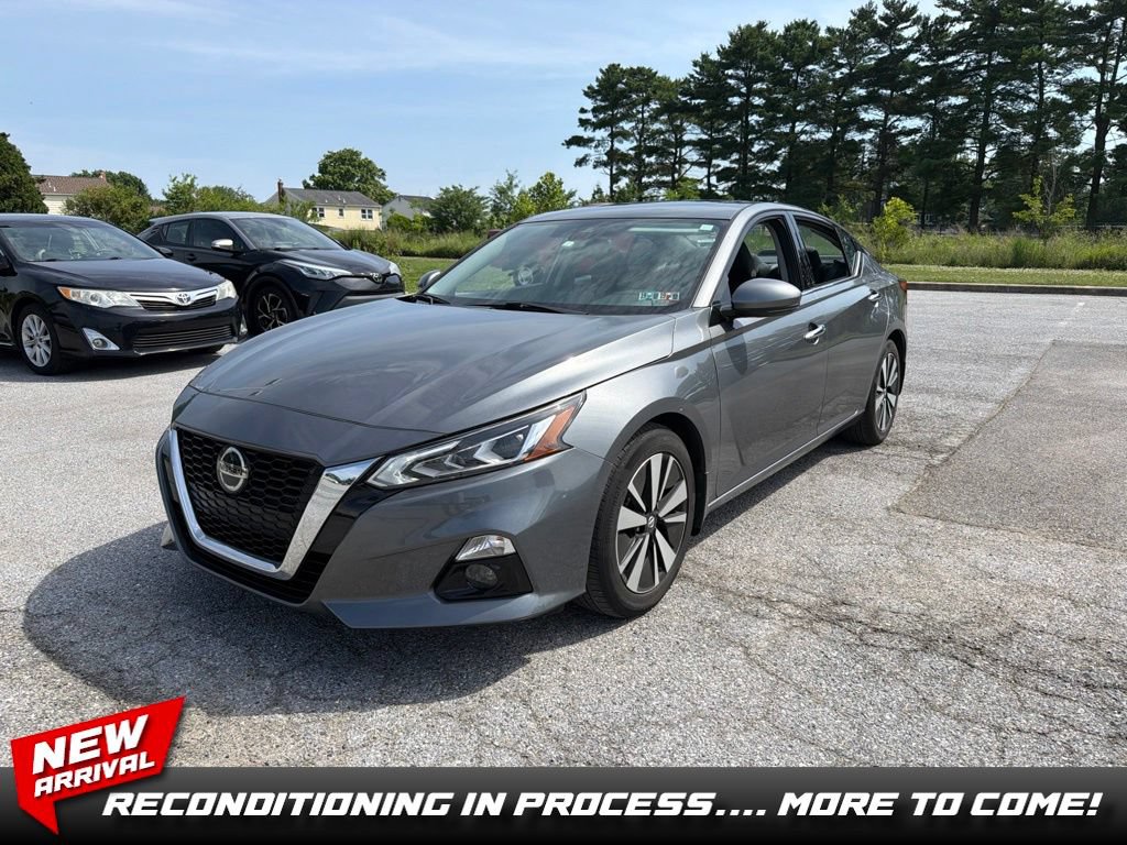 Used 2019 Nissan Altima 2.5 SV FWD image 1