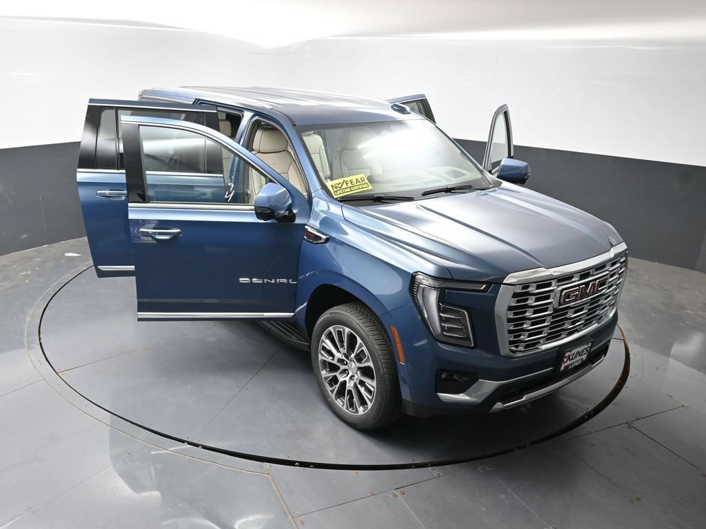 New 2026 GMC Yukon XL Denali w/ LPO, Floor Liner Package AWD/4WD image 60