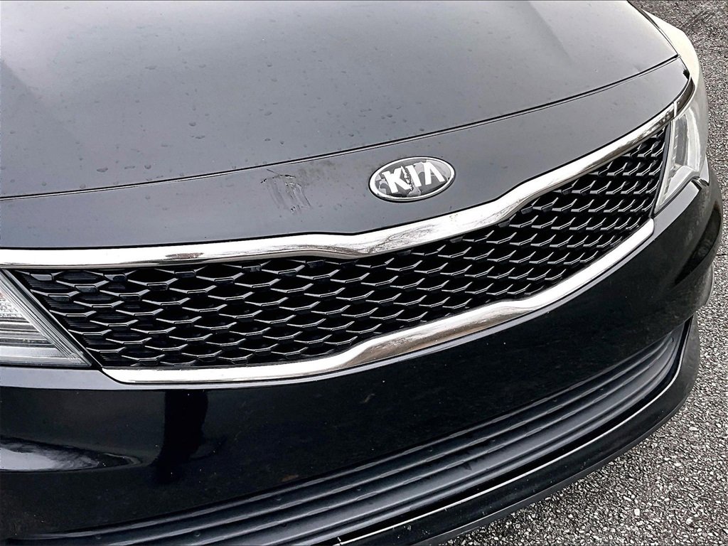 Used 2018 Kia Optima LX w/ 17" Alloy Wheels Package image 27